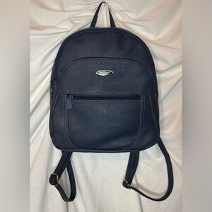 MultiSac Navy Textured Soft Faux/Vegan Leather Backpack EUC